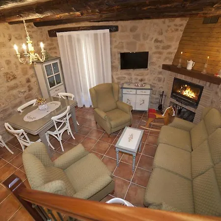 Casas Rural Calaceite カラセイテ