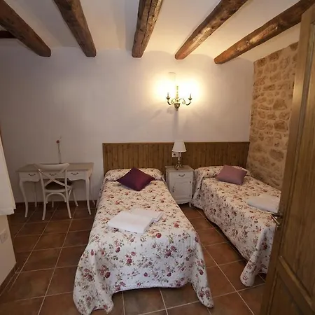 別荘 Casas Rural Calaceite カラセイテ