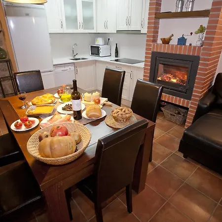 Casas Rural Calaceite * カラセイテ